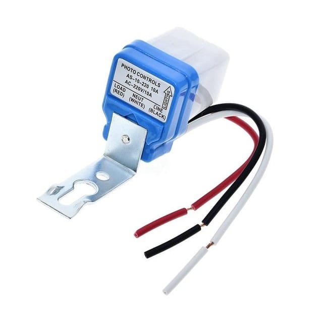 DC-Automatic-OnOff-Photocell-Street-Lamp-Light-Switch-Controller-AC-220V-50-60Hz-10A-1.jpg